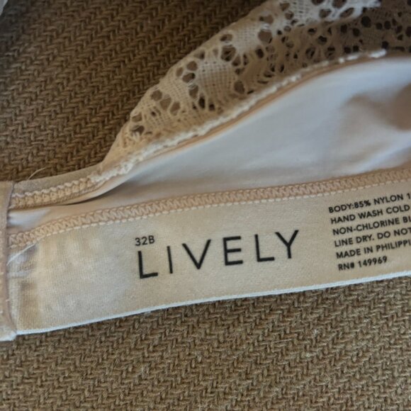 Set of 5 Lively Bras Size 32B/Medium - Picture 5 of 6